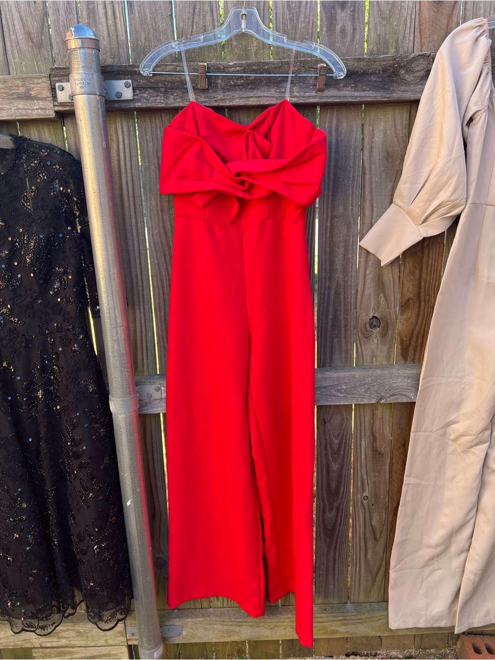 👗DO+BE Strapless Red Wide-Leg Romper with Folded Bodice